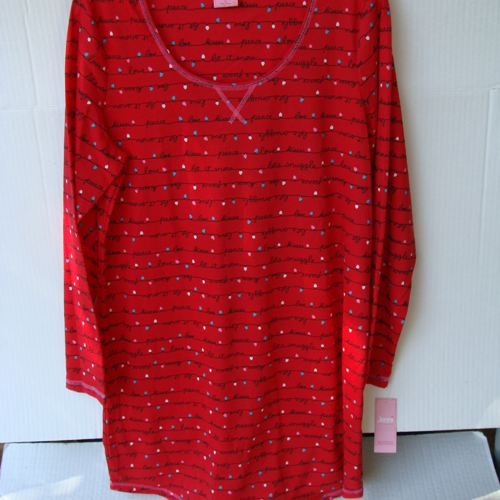 Jenni Intimates L red holiday sleep shirt